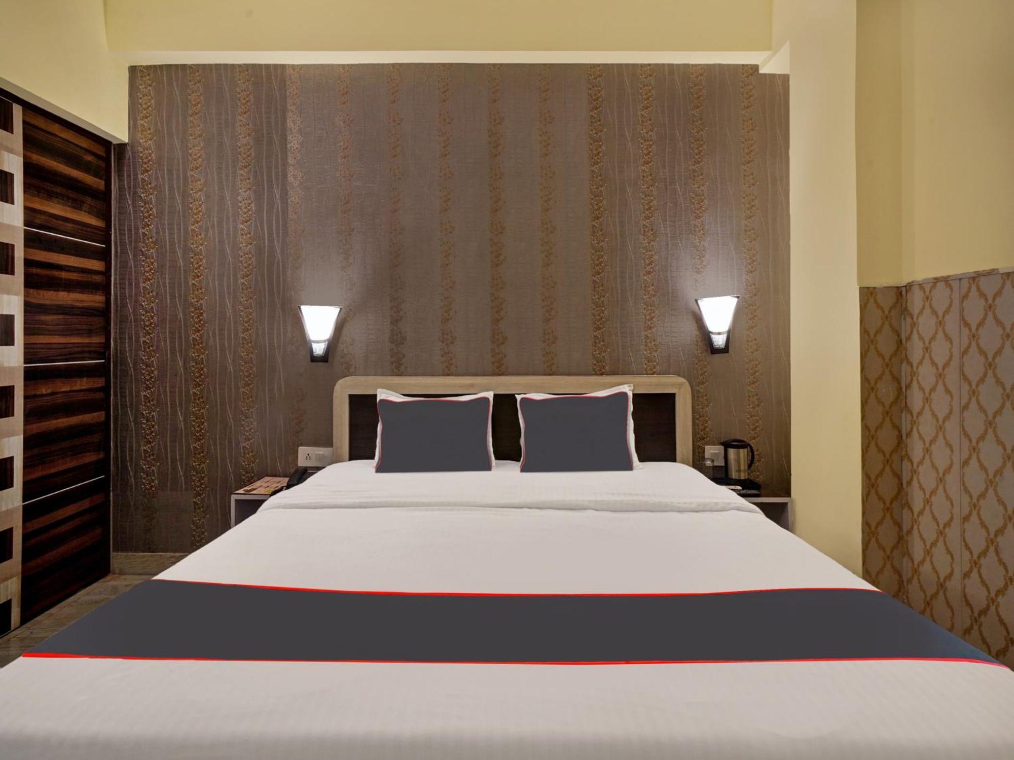 Danapur Collection O 47006 Hotel Magadh Palace מראה חיצוני תמונה